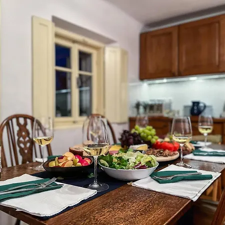 Alpine Retreat - * בלד